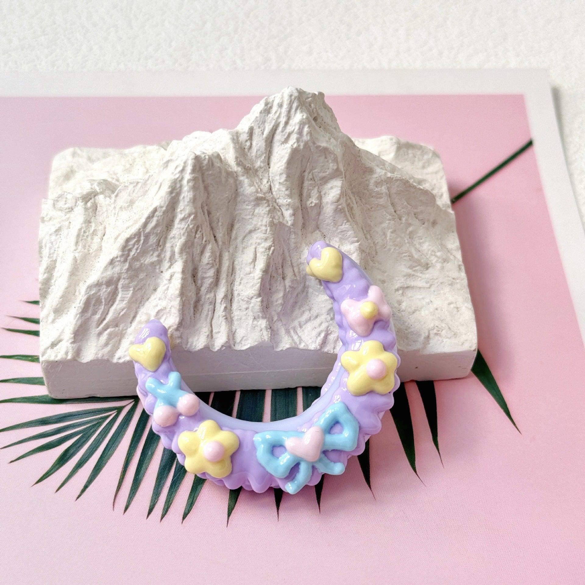 Wholesale 10pcs Cartoon bow moon hand painted beads beaded pen diy material mobile phone chain loose beads jewelry accessories