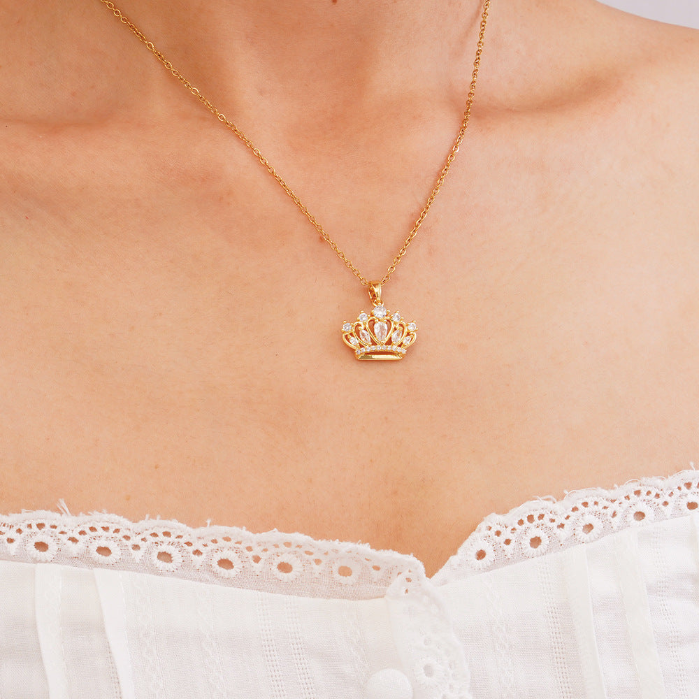 Wholesale Copper Inlaid Zircon Princess Crown Pendant Necklace Clavicle Chain
