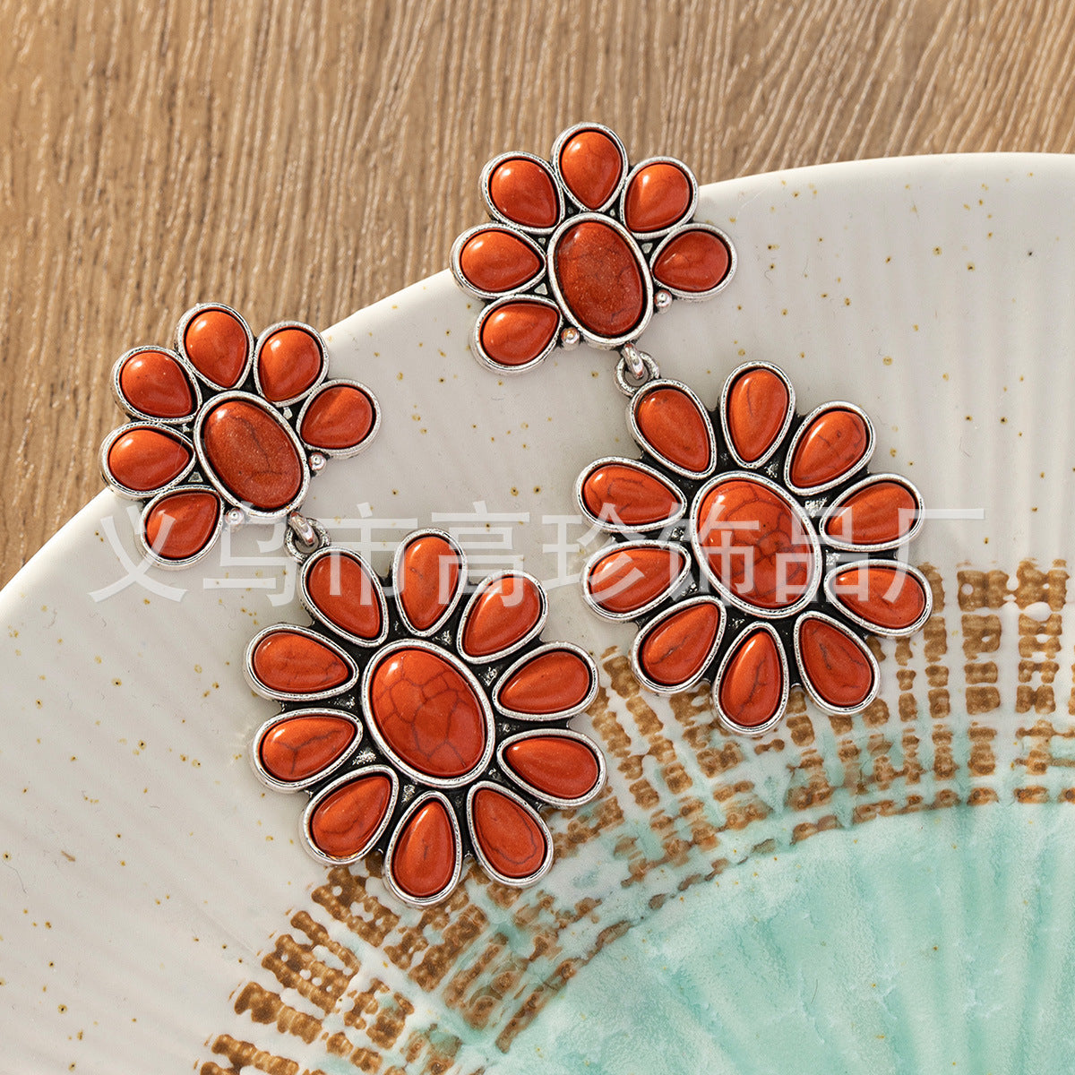 Wholesale Classic and elegant Bohemian style turquoise alloy earrings
