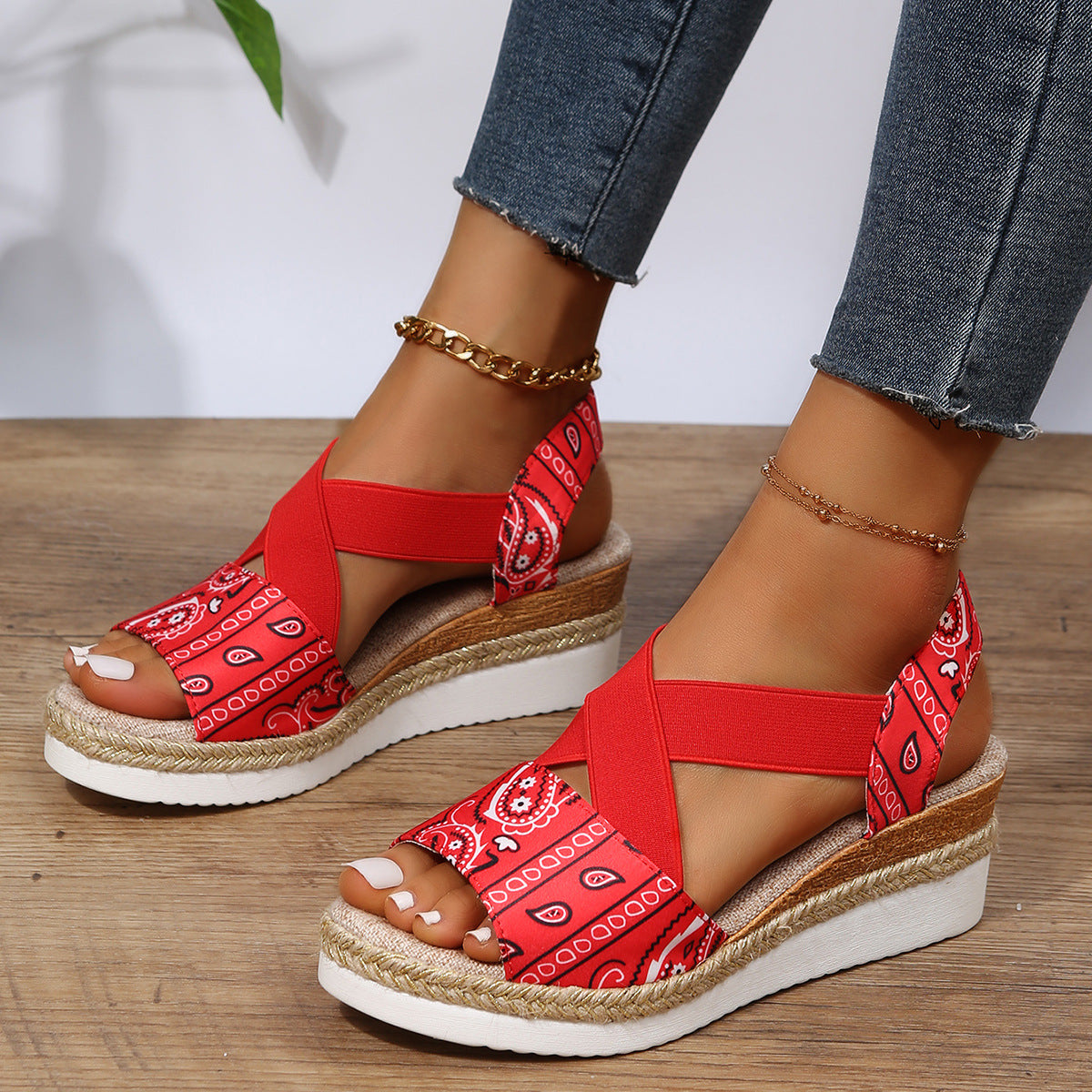 Wholesale Flat Wedge Heel Fish Mouth Casual Sandals