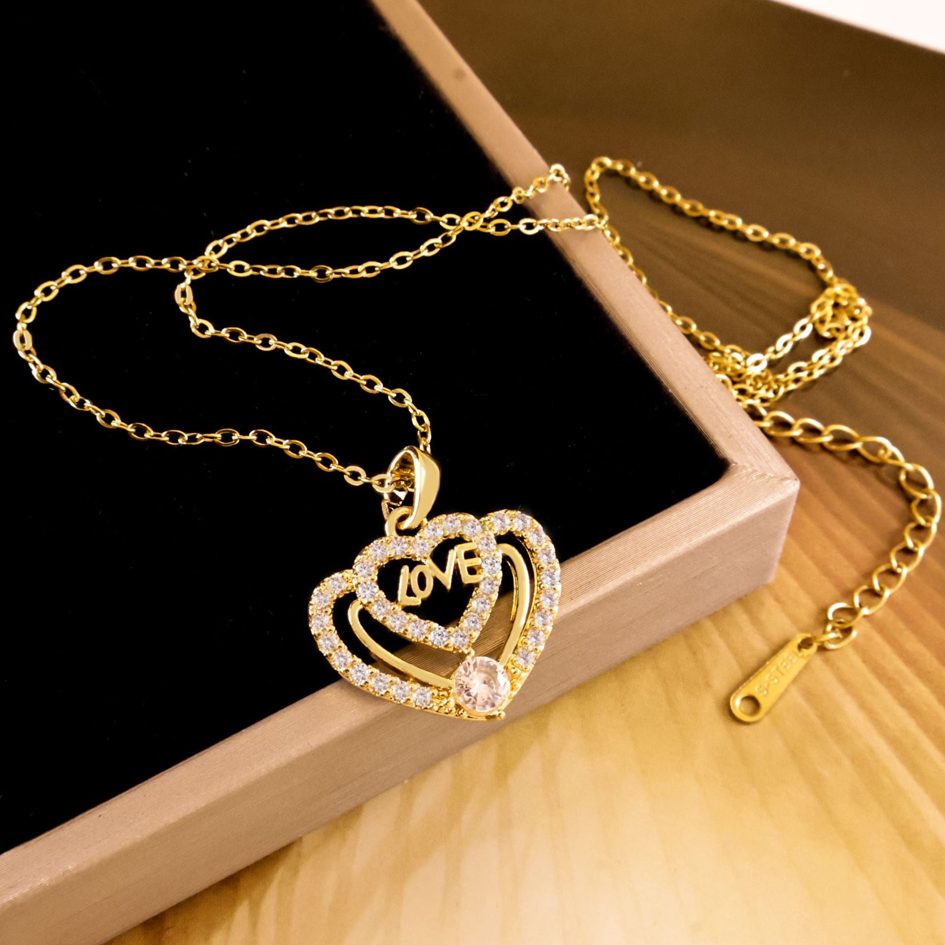 Wholesale Titanium Steel Heart Necklace