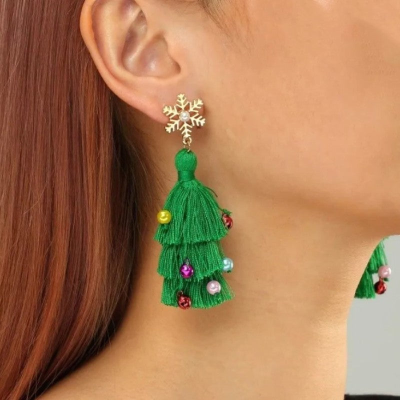 Wholesale Trendy Christmas Tree Bell Tassel Earrings For Women Alloy Hand Woven Long Drop Jewelry Gift Boutique Resale