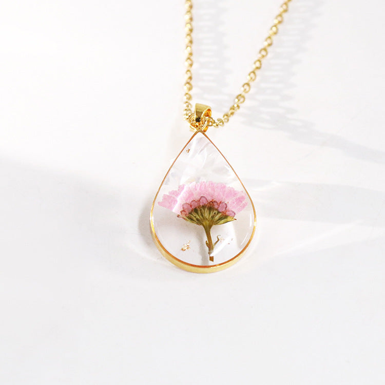 Wholesale 6pcs Drop Shaped December Flower Real Flower Resin Necklace