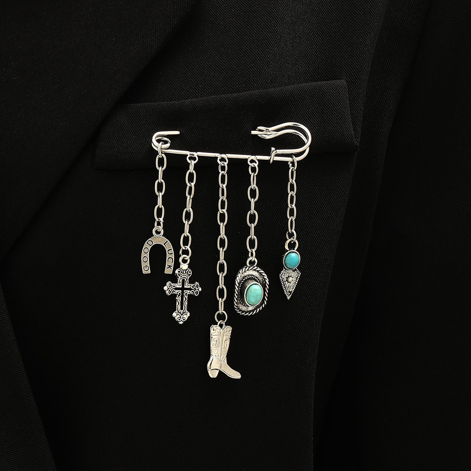 Wholesale Electroplated Alloy Heart Brooch Pin With Chain Tassel Unisex Punk Style Suit Coat Accessory