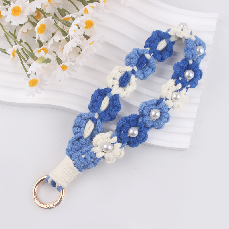 Wholesale pure hand-woven daisy pearl keychain