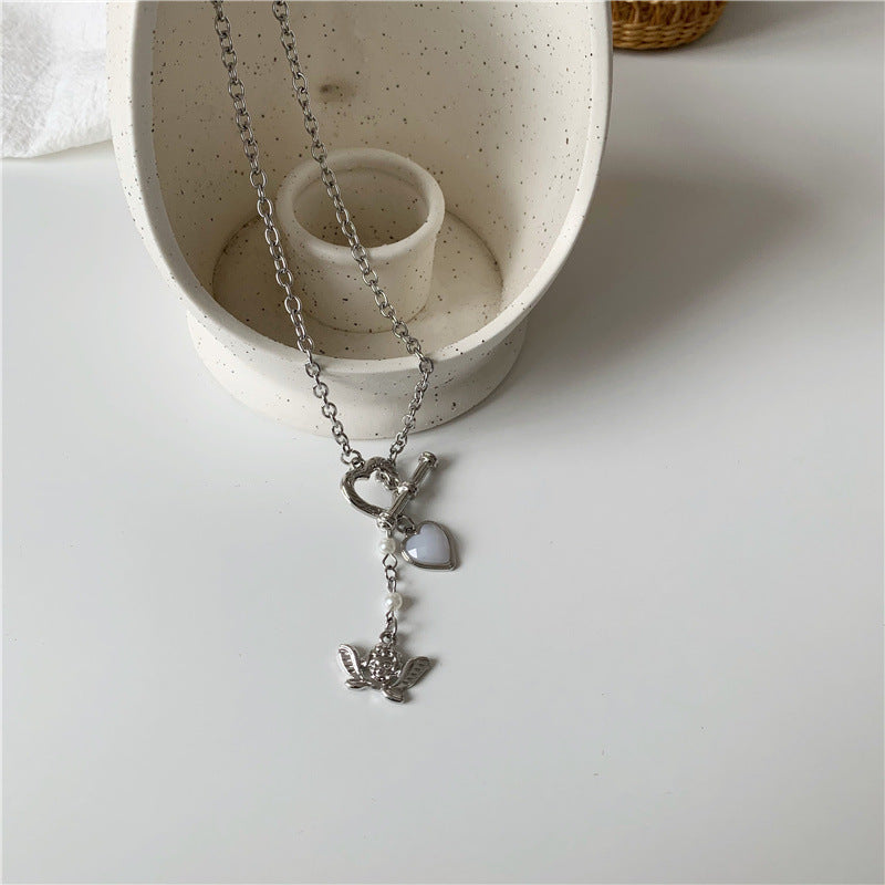 Wholesale Angel jelly love hollow diamond heart necklace titanium steel fashionable clavicle chain for women