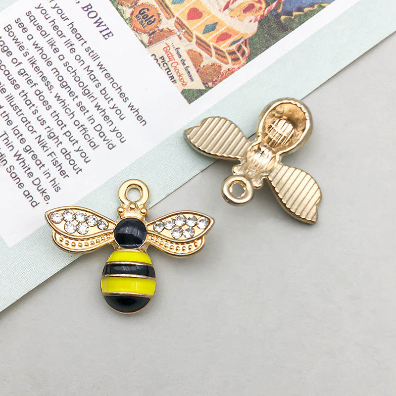 Wholesale 1 Drop Oil Alloy Yellow Simulation Cute Cartoon Bee Hive Pendant DIY Pendant