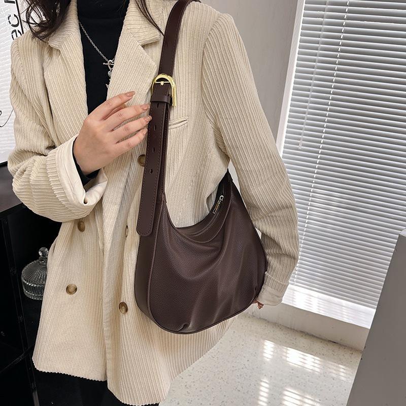 Wholesale PU Simple Messenger Bag
