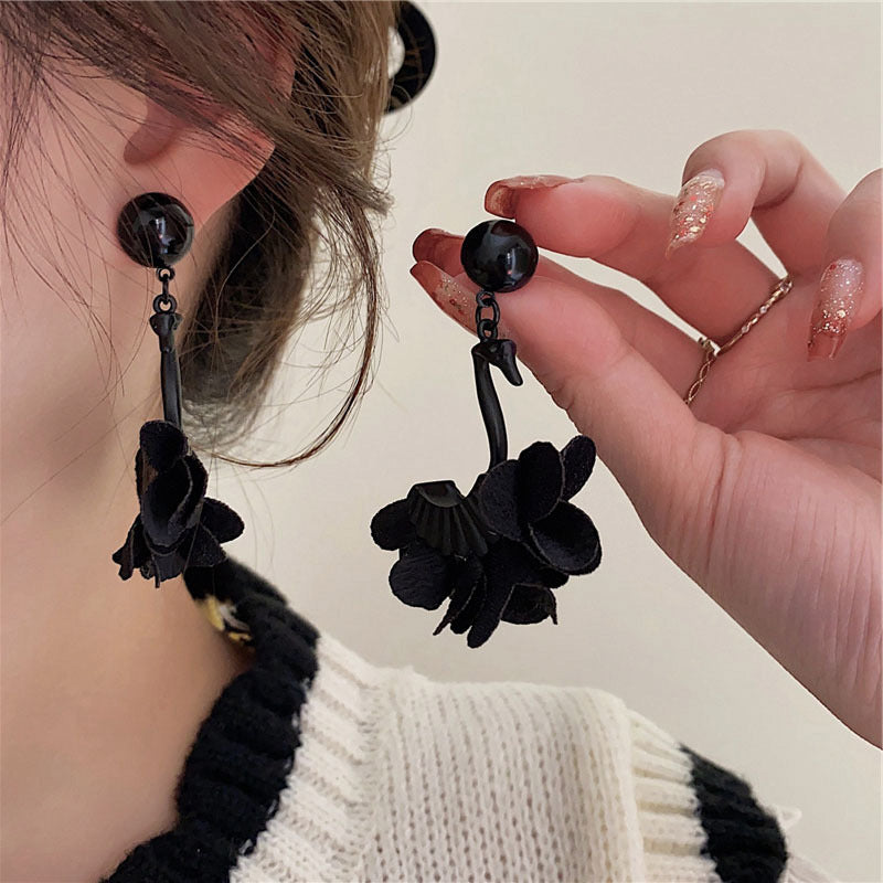 Wholesale Retro Exaggerated Black Swan Earrings