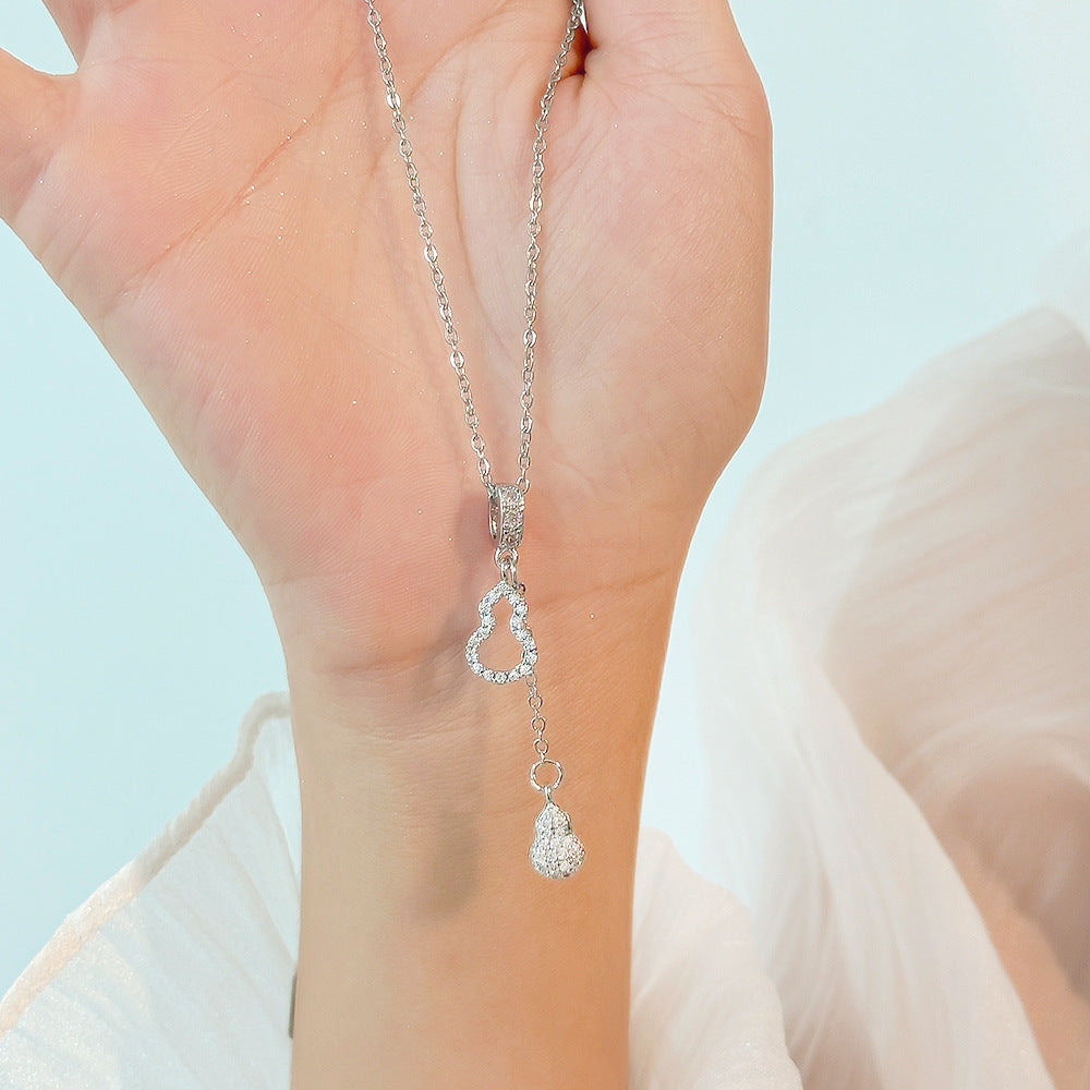 Wholesale Simple and Color Preserving Titanium Steel Women's Versatile Niche High End Exquisite Light Luxury Versatile Simple Necklace