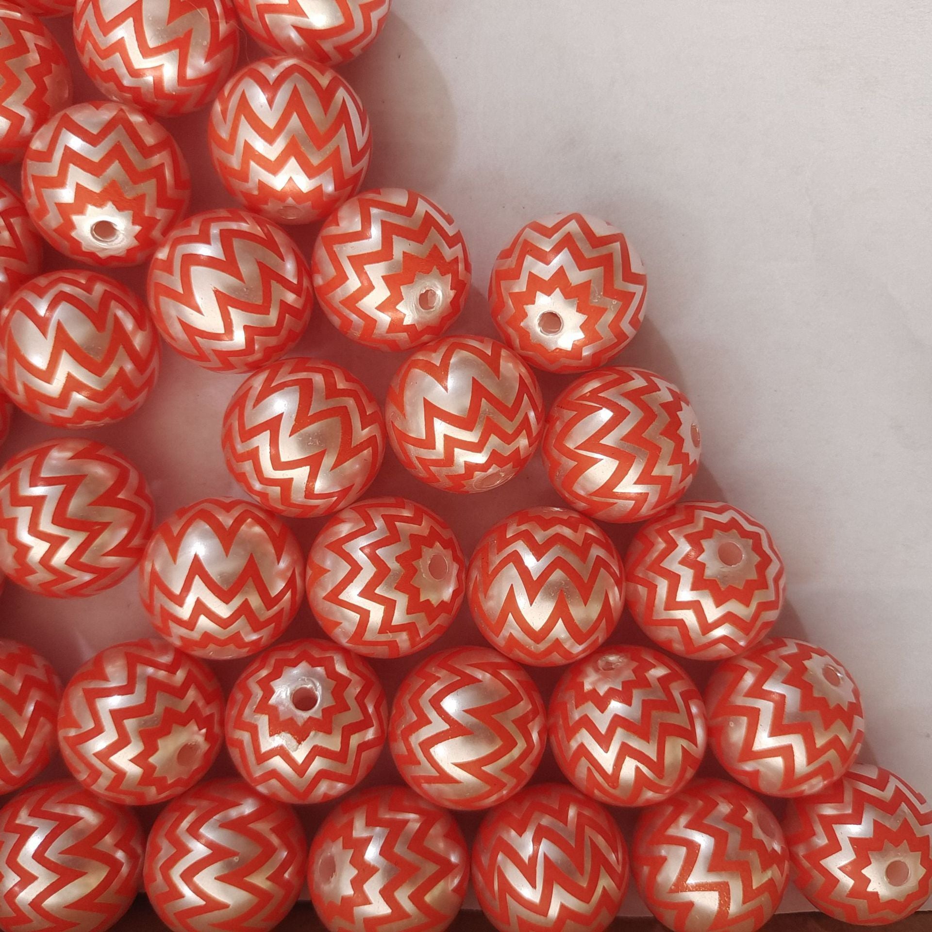 Wholesale 5pcs 20mm Acrylic Orange Wave Print Beads
