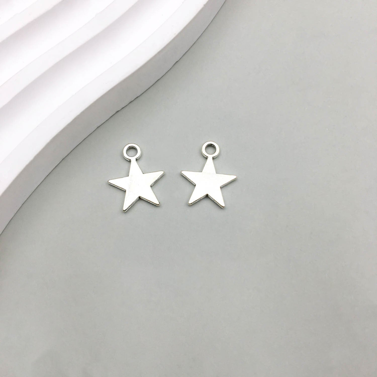 Wholesale 1 Antique Silver Alloy Star Series Simulation Hollow Pentagram DIY Pendant