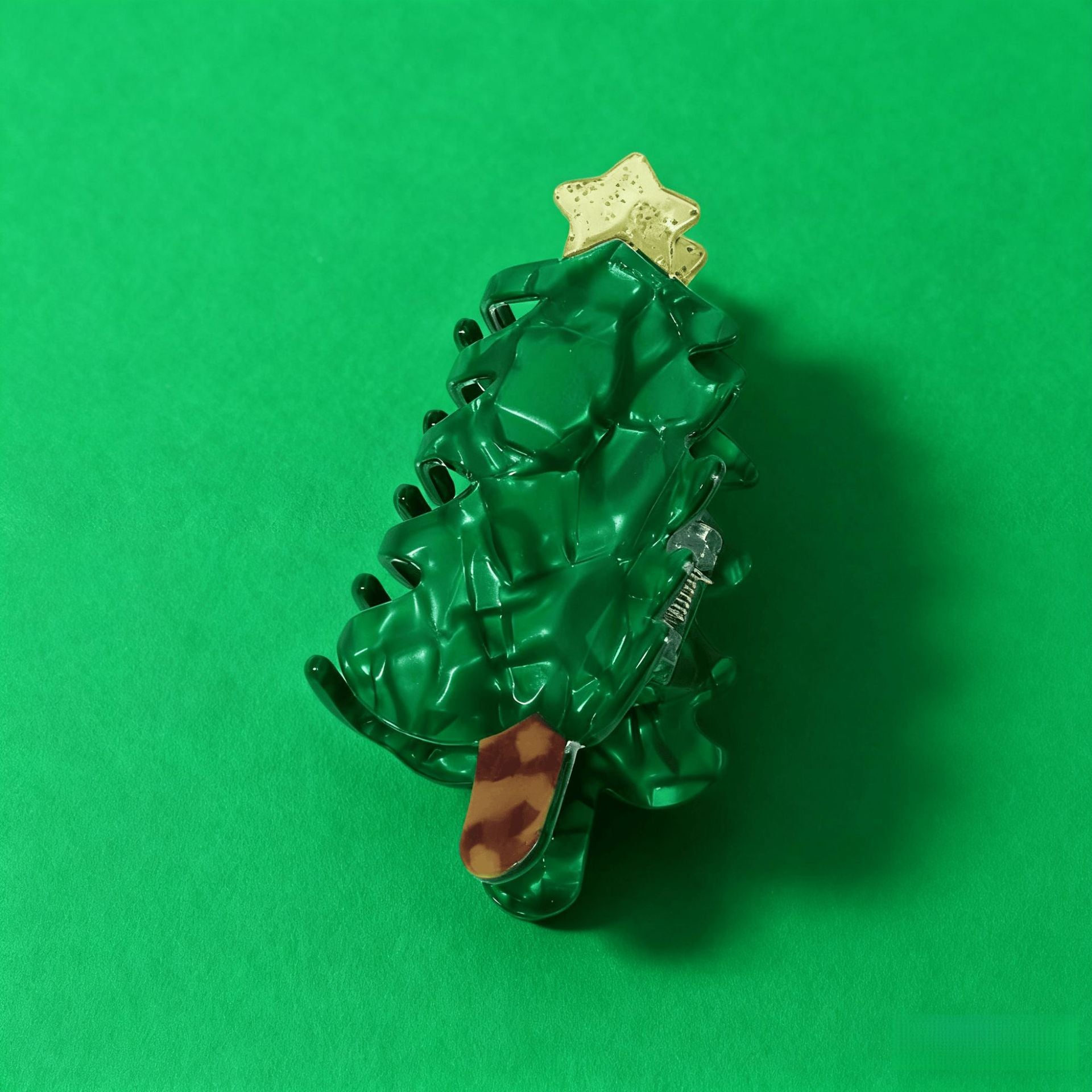 Wholesale Plastic Resin Christmas Cute Shark Claw Hair Clip For Girls Half Styling Trendy Hair Accessory Gift
