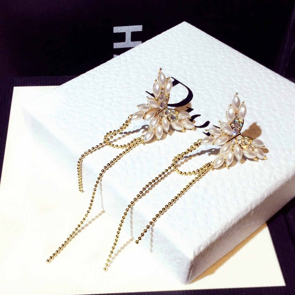 Wholesale Long Imitation Pearl Butterfly Tassel Copper Stud Earrings