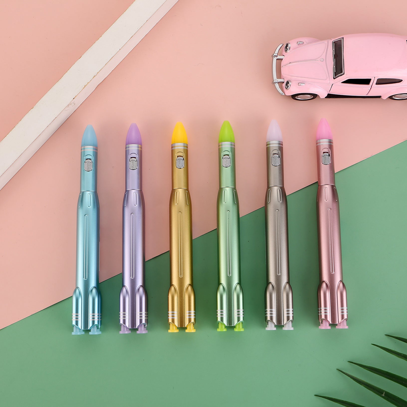 Plástico de plástico al por mayor forma de cohete de cohete luminoso gel pluma