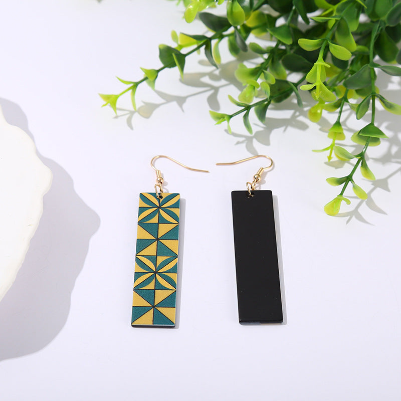 Wholesale Acrylic Flower Contrast Color Earrings