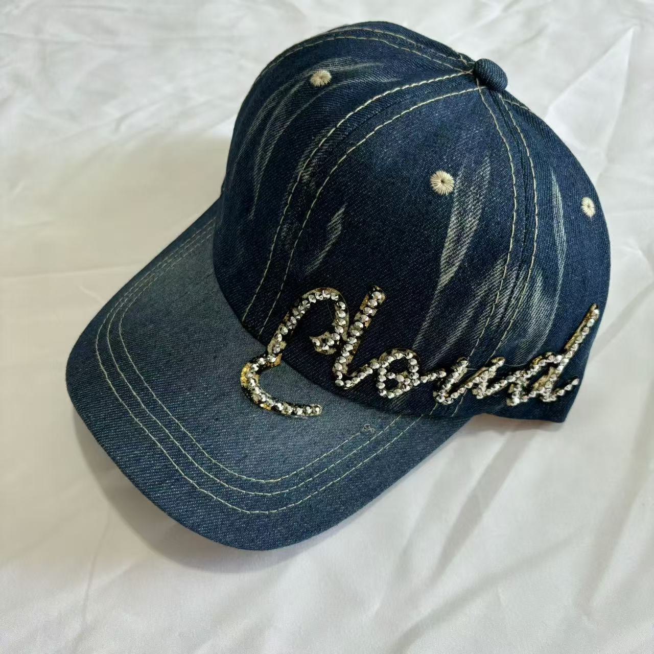 Wholesale Women's New Point Diamond Baseball Cap Outdoor Sports Leisure Diamond-studded Leopard Print Letter