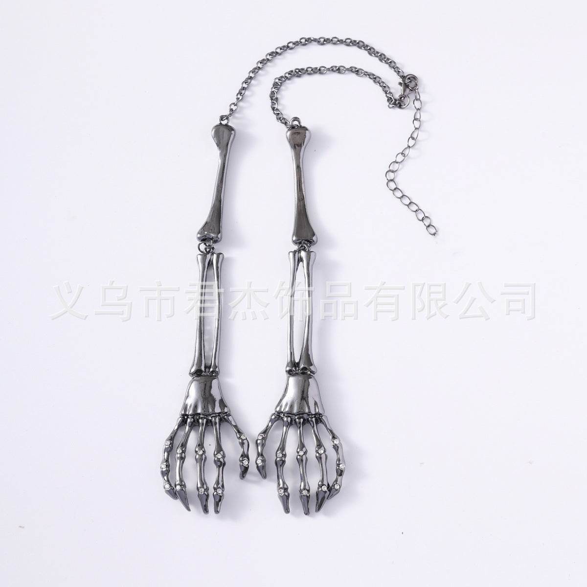 Wholesale  exaggerated hip-hop punk skeleton hand necklace