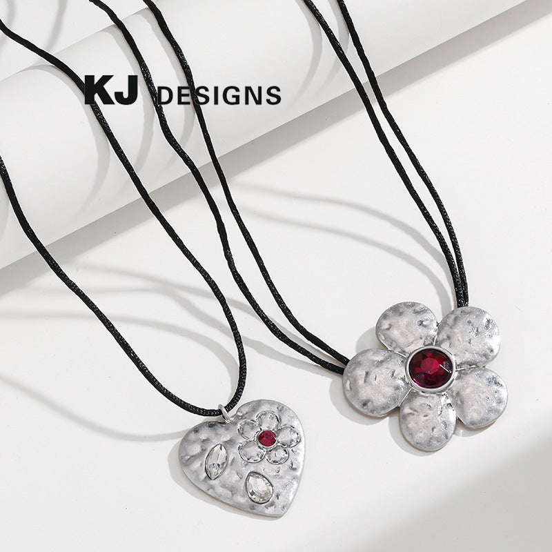 Wholesale Valentine' s Day series heart necklace