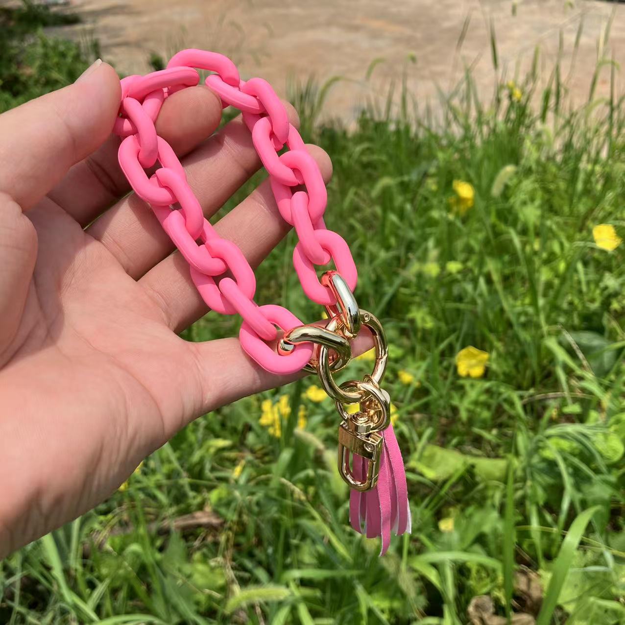 Wholesale Acrylic Colorful Bracelet Keychain