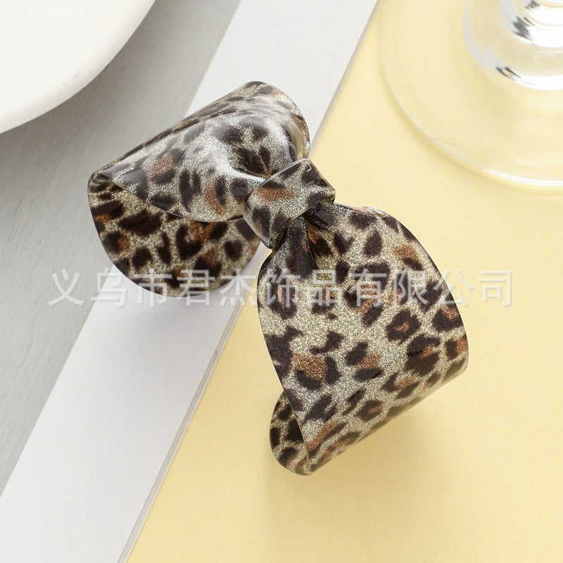 Wholesale Exaggerated shiny leopard-print bow resin bracelet