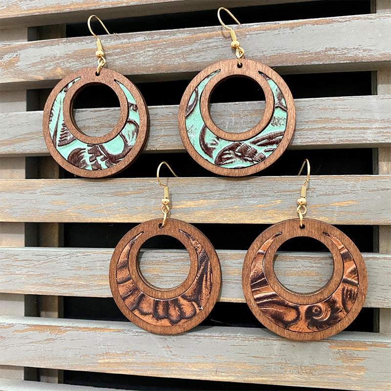 Wholesale Genuine leather hollow inlay lightweight fashionable wood Earrings