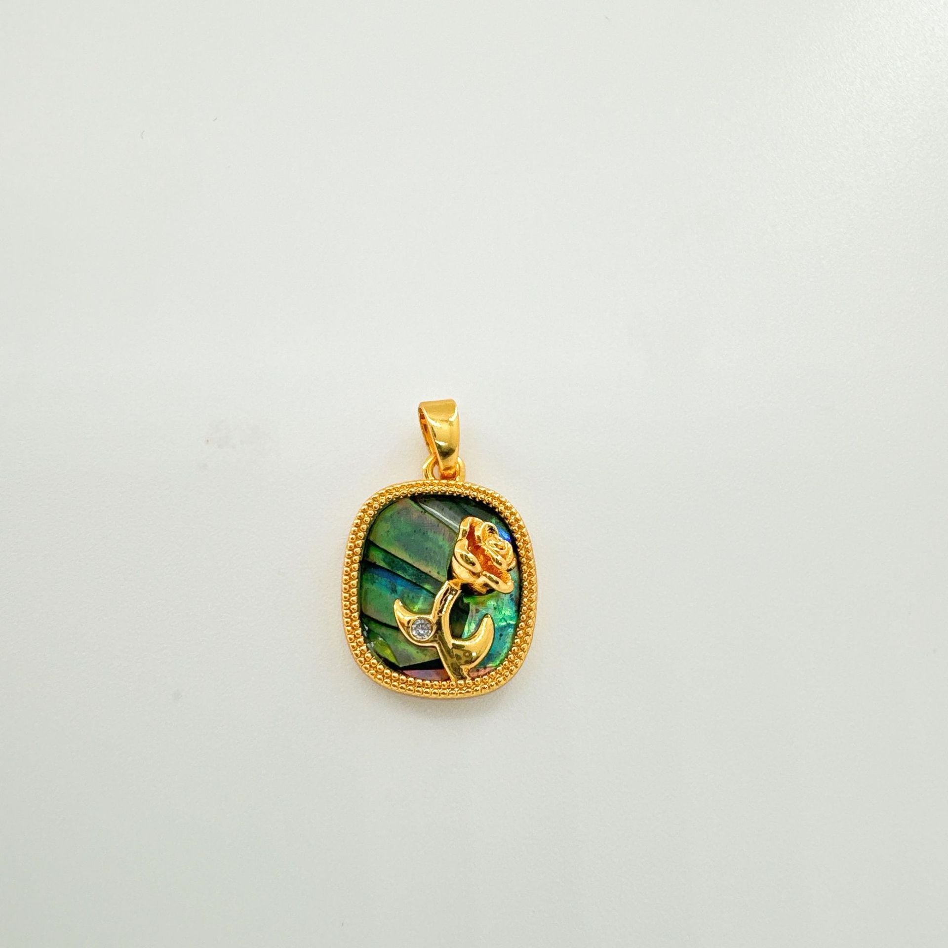Wholesale 18K Copper Gold Plated Handmade Natural Shell Abalone Rose Eight Pointed Star Sun Pendant