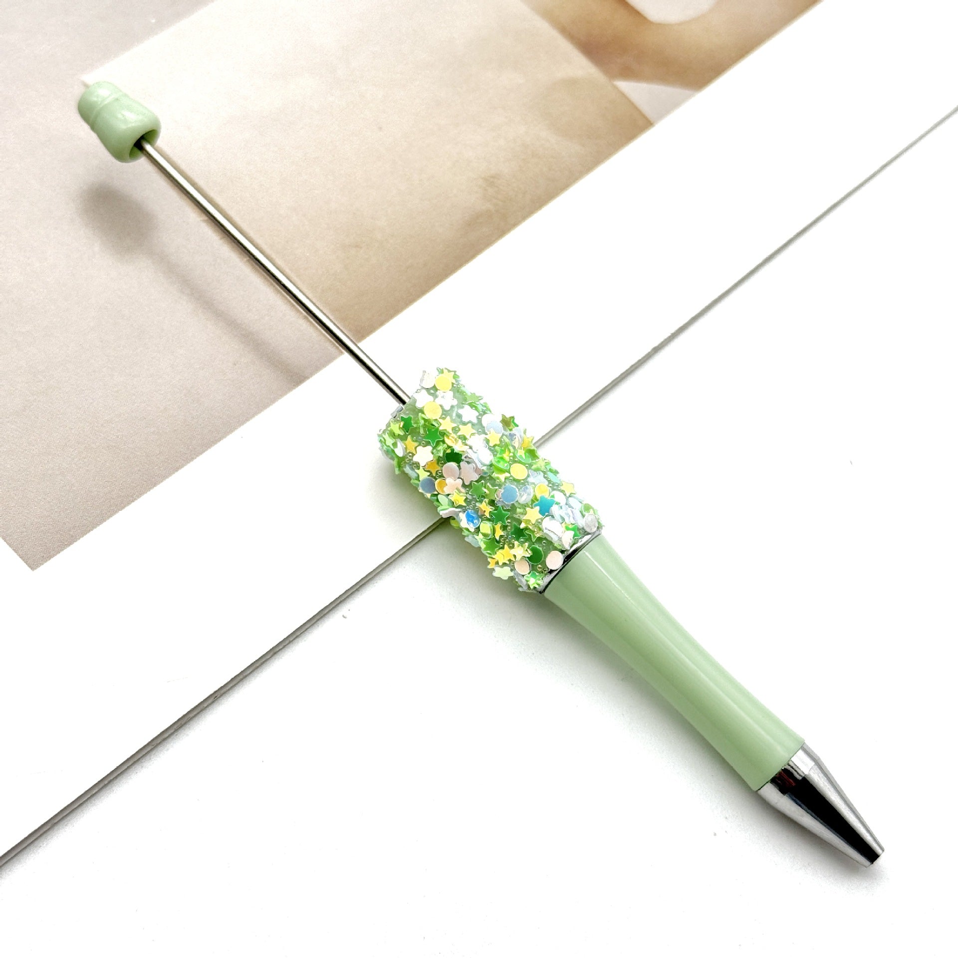 Wholesale DIY Small Star Beaded Pen Shining Sequins Star Ballpoint Pen Handmade Patch Cute Beaded Ballpoint Pen in stock