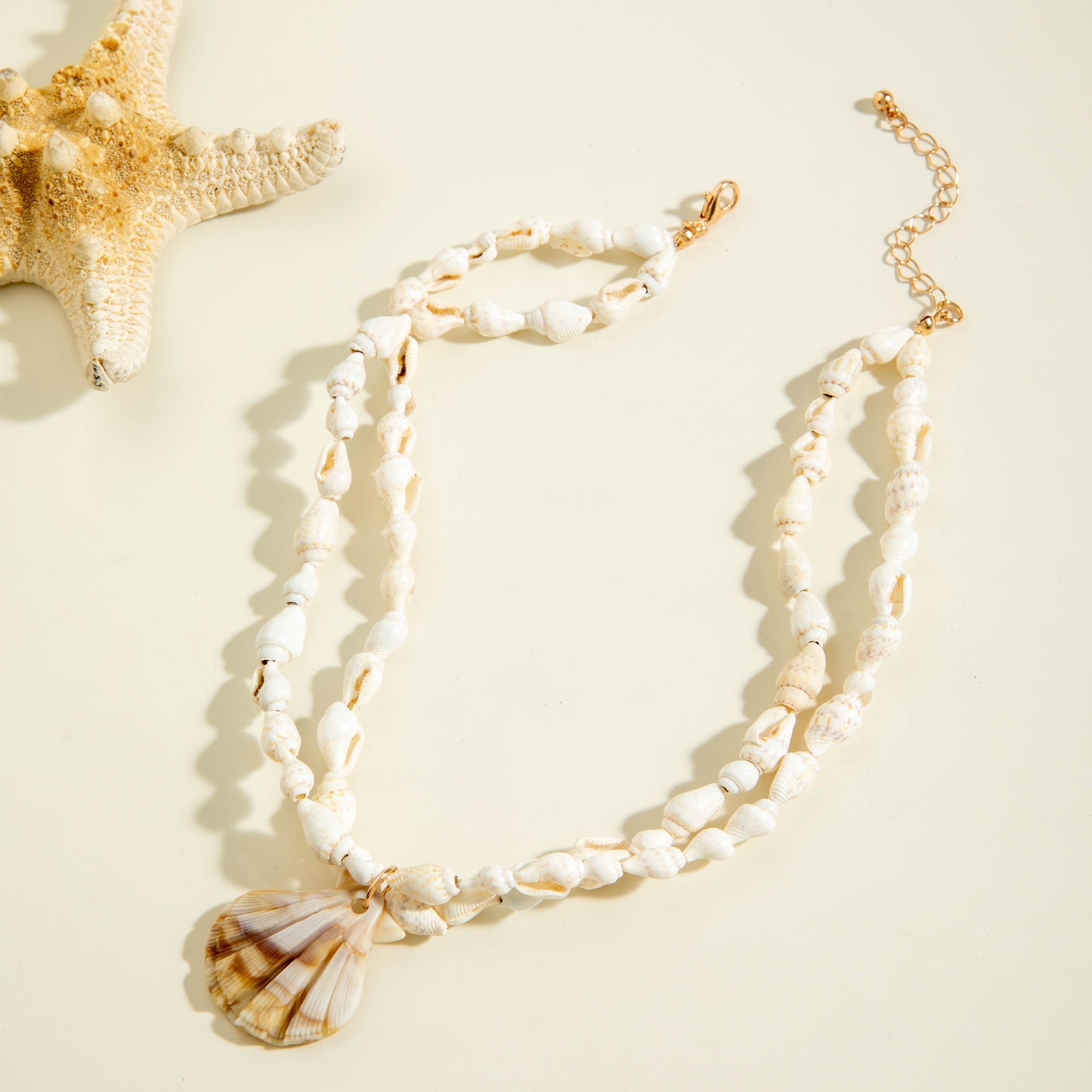 Wholesale Bohemian Conch Shell Handwoven Necklace