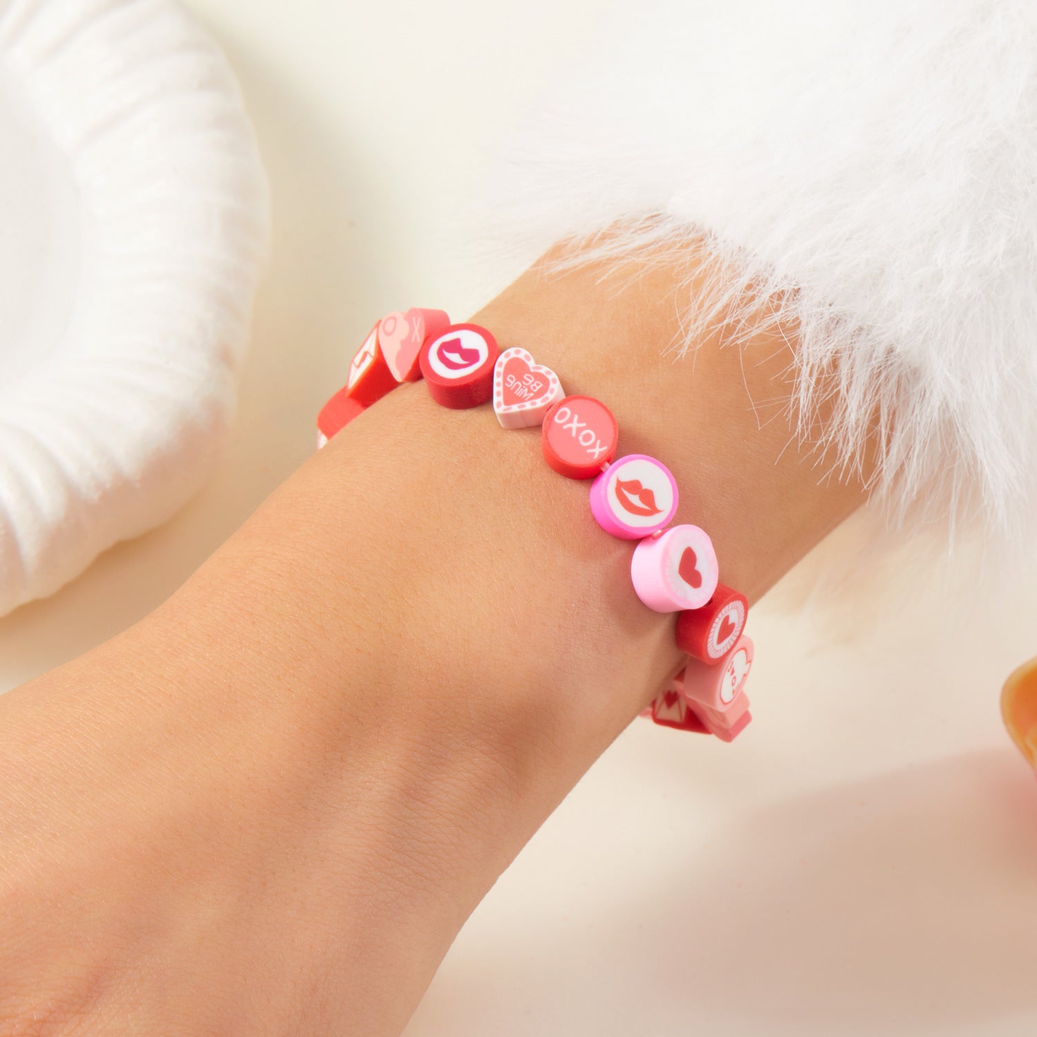 Wholesale Valentine' s Day  Envelope Love Crystal Soft y Cardboard Bracelet