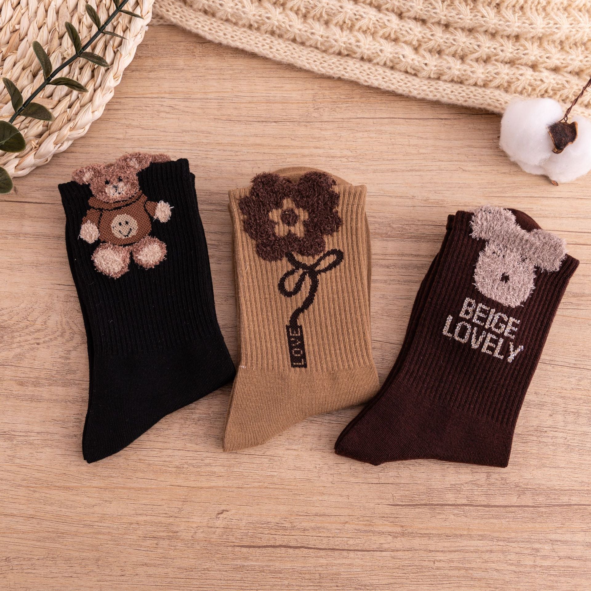 Wholesale Feather Gauze Bear Plush Socks Are Worn Over Cute and Versatile Stockings