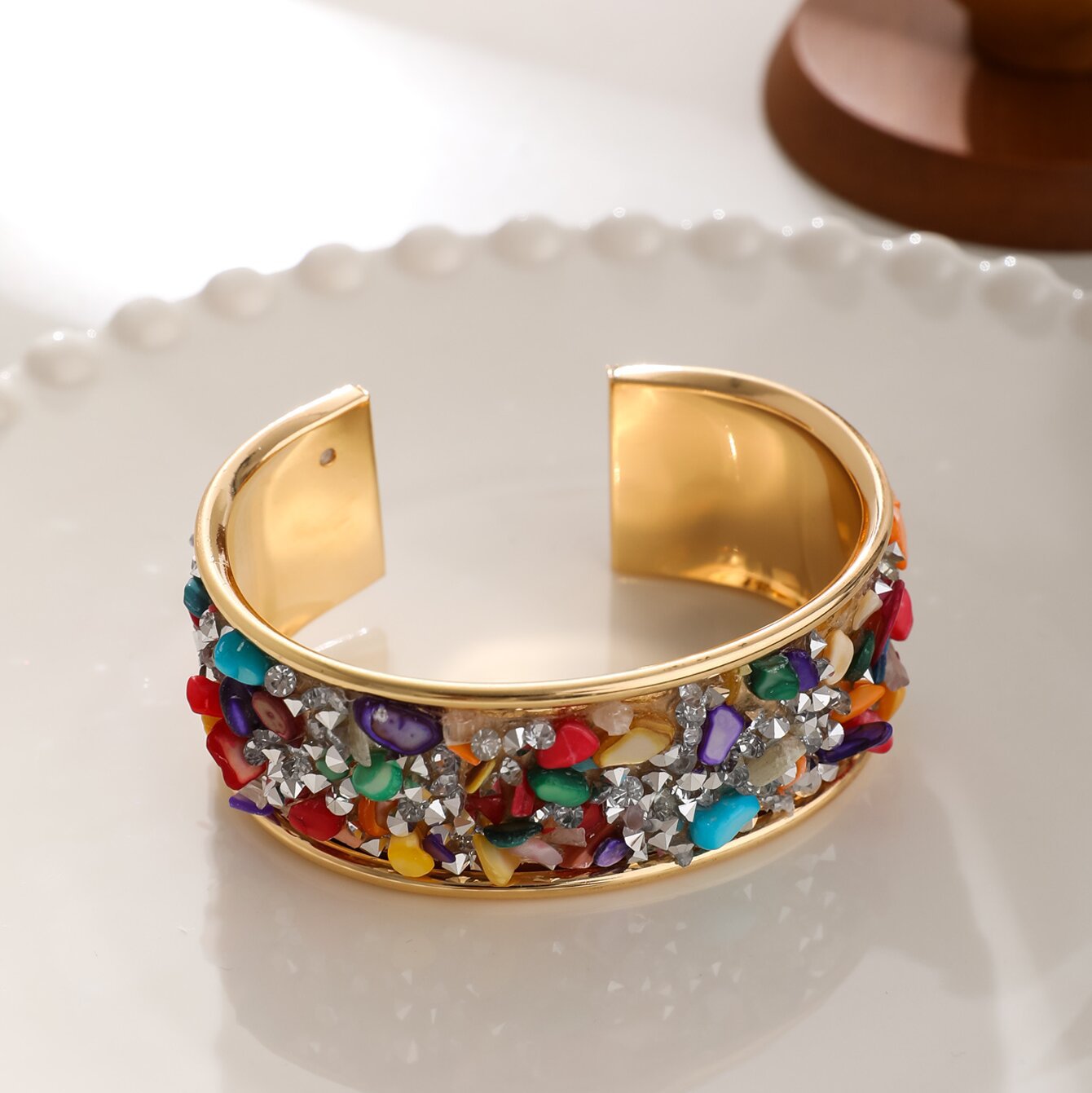 Wholesale Bohemian Crushed Stone Open Bracelets