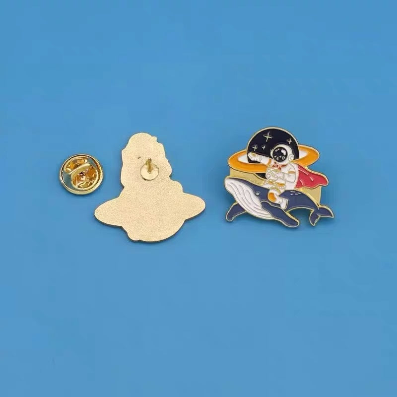 Wholesale Astronaut Brooch  Cute Space Planet Astronaut Metal Brooch