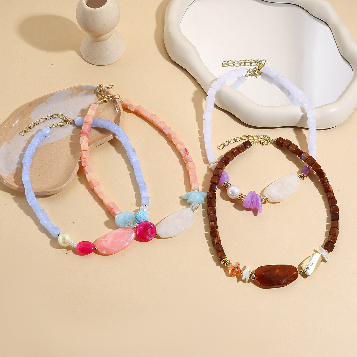 Wholesale Geometric acrylic beaded necklace