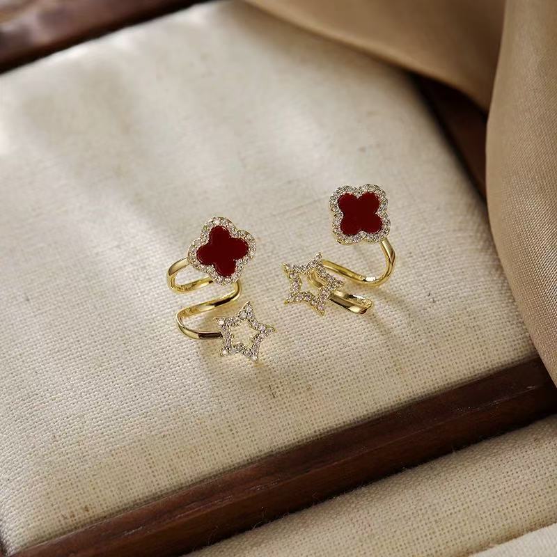 Wholesale Silver Needle Four Leaf Flower Micro inlaid Diamond Earrings