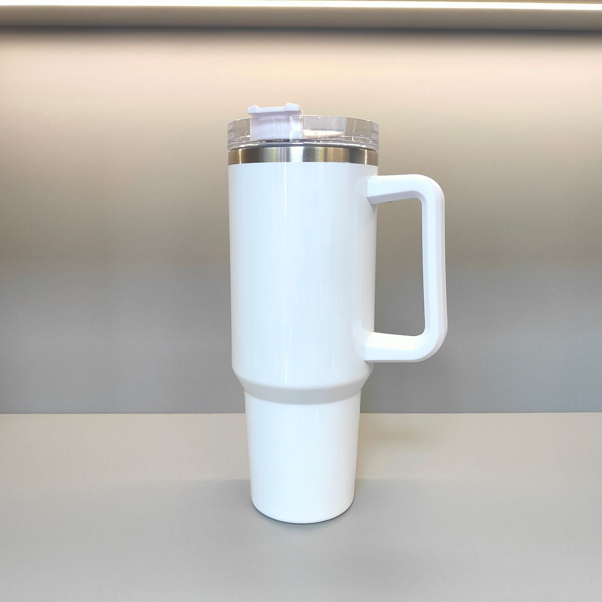 Wholesale 304 stainless steel 40oz ice cup double layer vacuum spray car cup creative outdoor handle cup