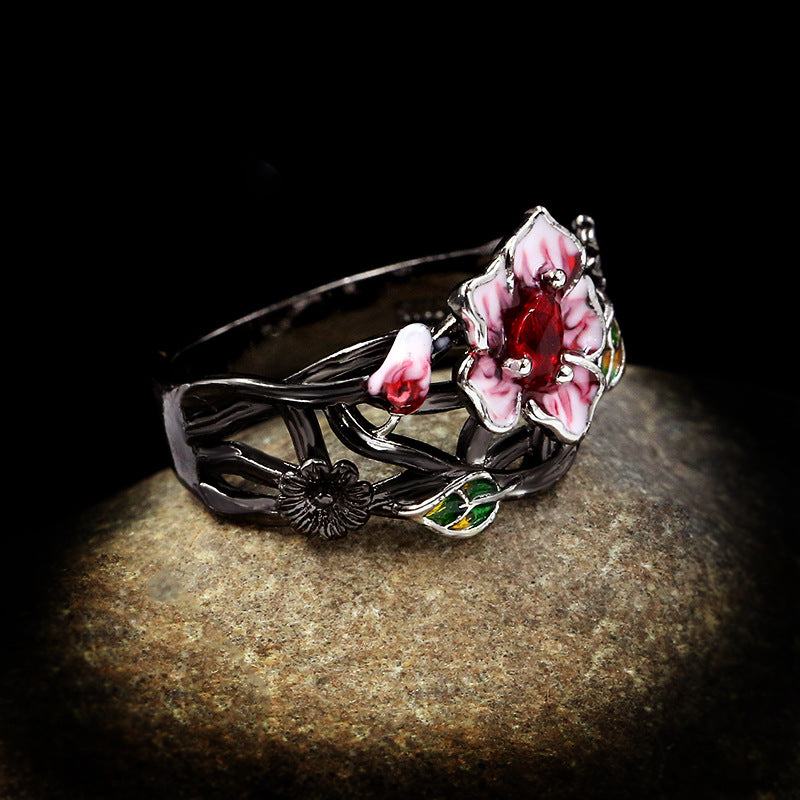 Wholesale Gothic style black gold-plated two-tone flower ring