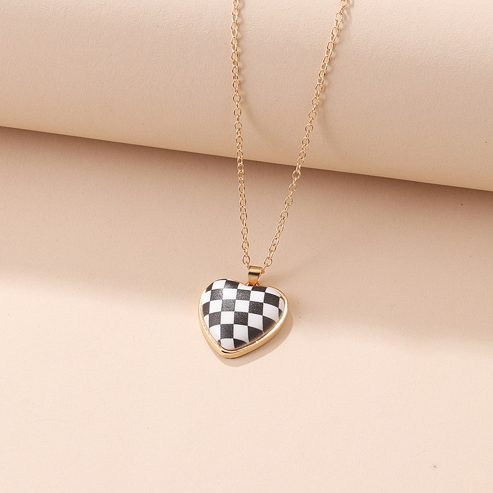 Wholesale Checkerboard Cow Pattern Resin Heart Pendant Necklaces