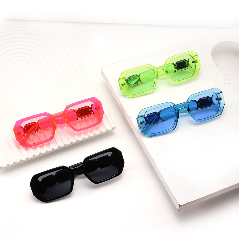 Wholesale  Women' s Ocean Ribbon Diamond Sunglasses Fashion Box Party Sunglasses