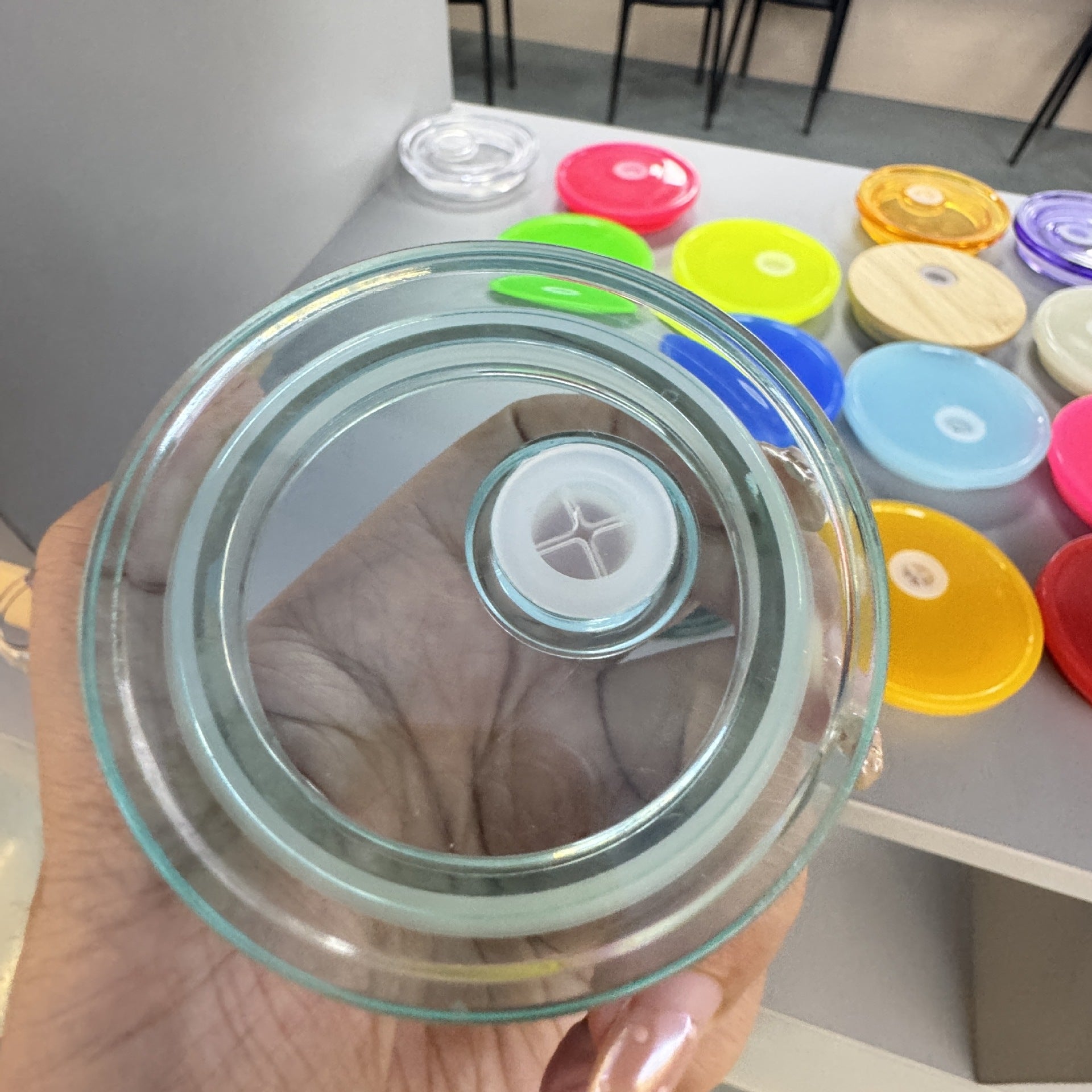 Wholesale Colorful PP lid suitable for 16oz glass cups