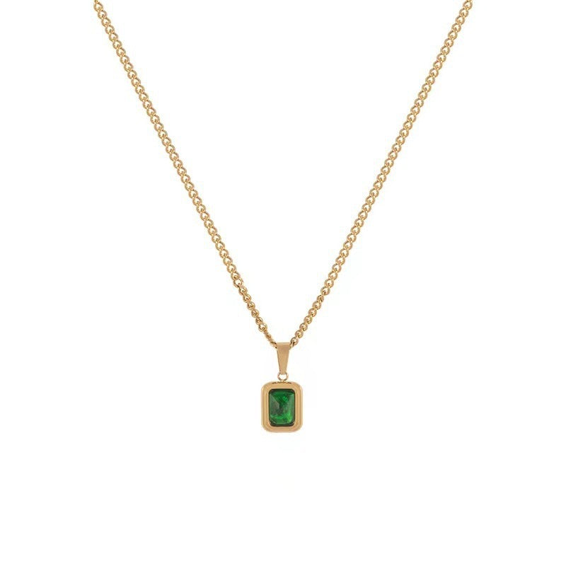 Wholesale The New Versatile Green Diamond Special-shaped Retro Temperament Emerald Necklace