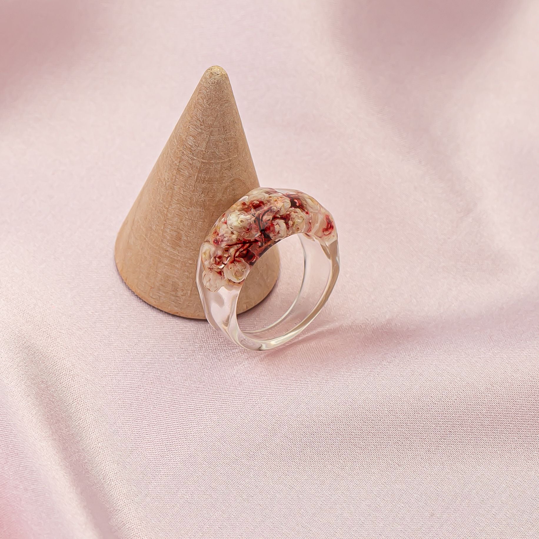 Wholesale Minimalist Resin Creative Personality Daisy Dried Flower Ring