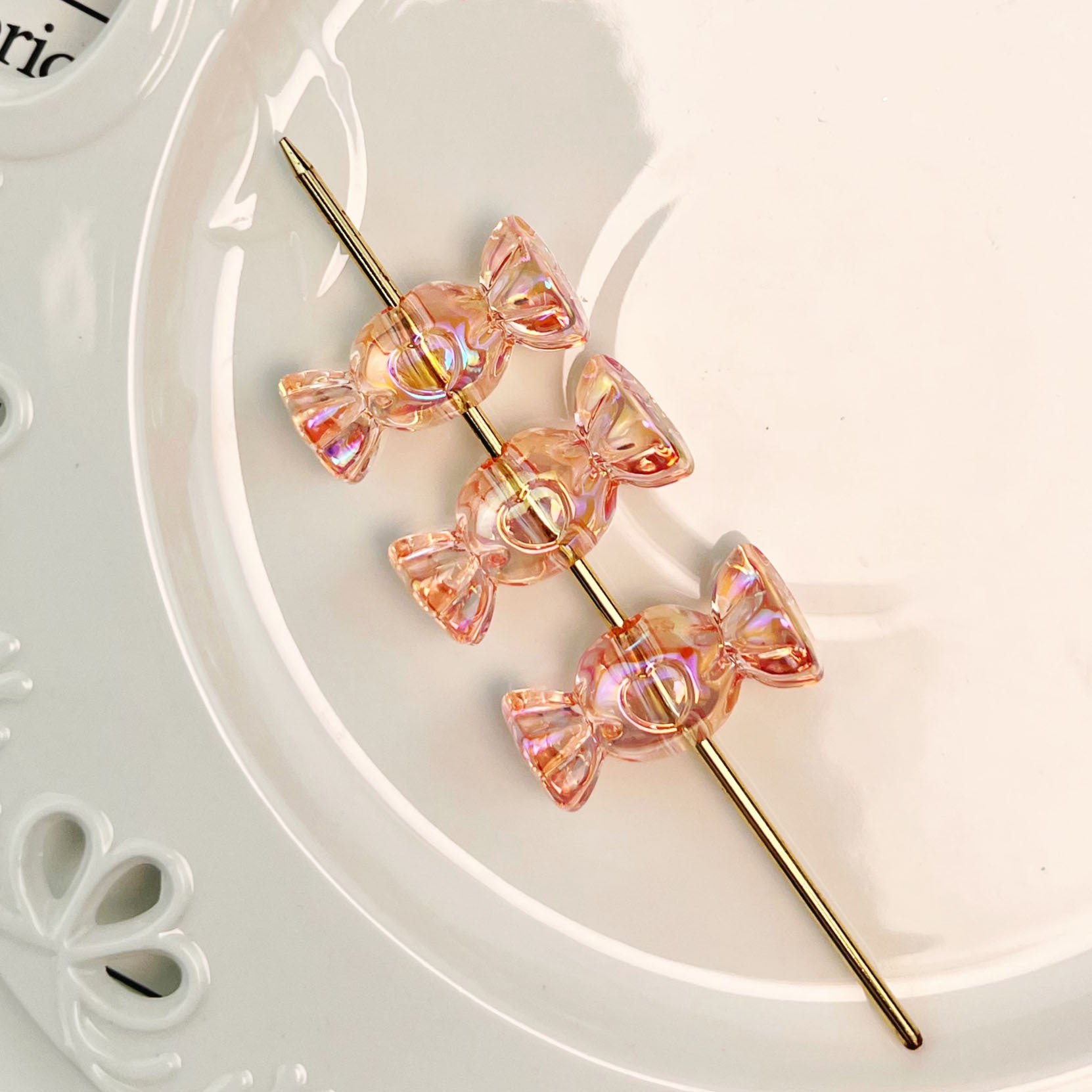 Wholesale 10pcs Colored transparent heart-shaped candy Acrylic Beads