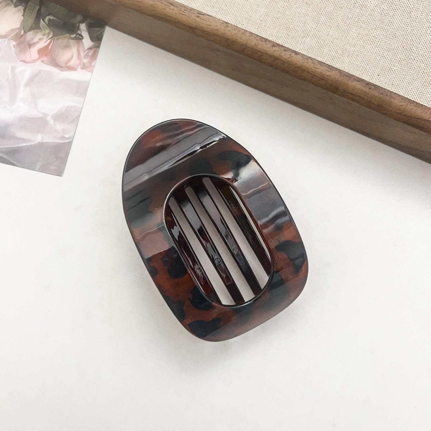 Wholesale New Flat Oval Hairpin Back Head Disc Hair Grab Clip Curved Arc Design Elegant Shark Clip Hair Accessories