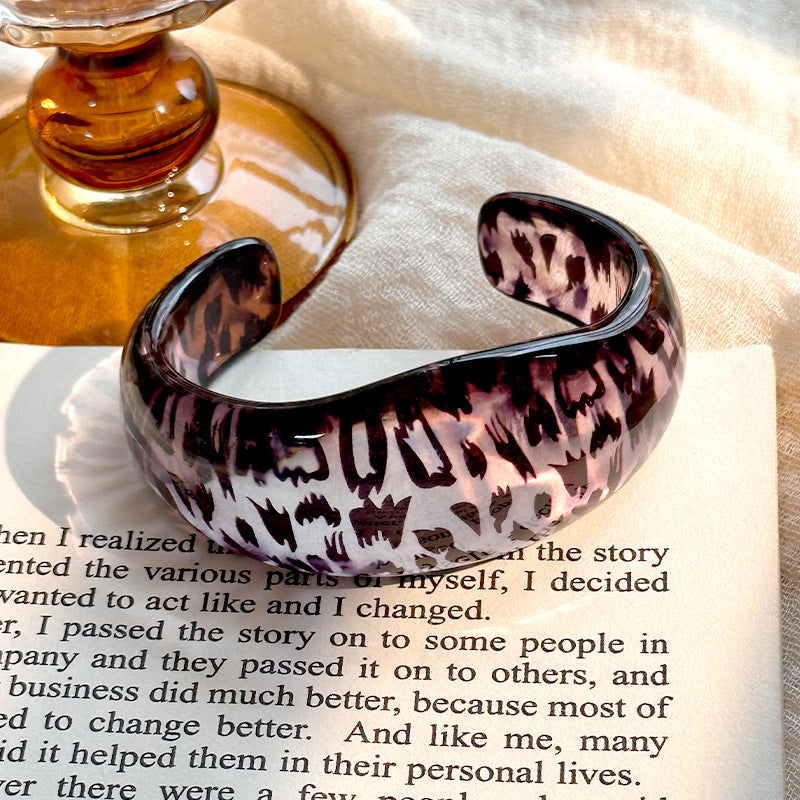 Wholesale 10pcs Bracelet C- shaped Simple Resin Bracelet Fashion Leopard Open Bracelet