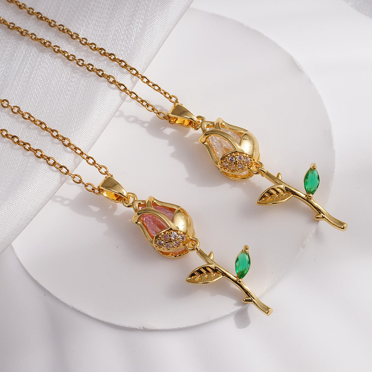 Wholesale Gold-plated copper cat's eye tulip necklace