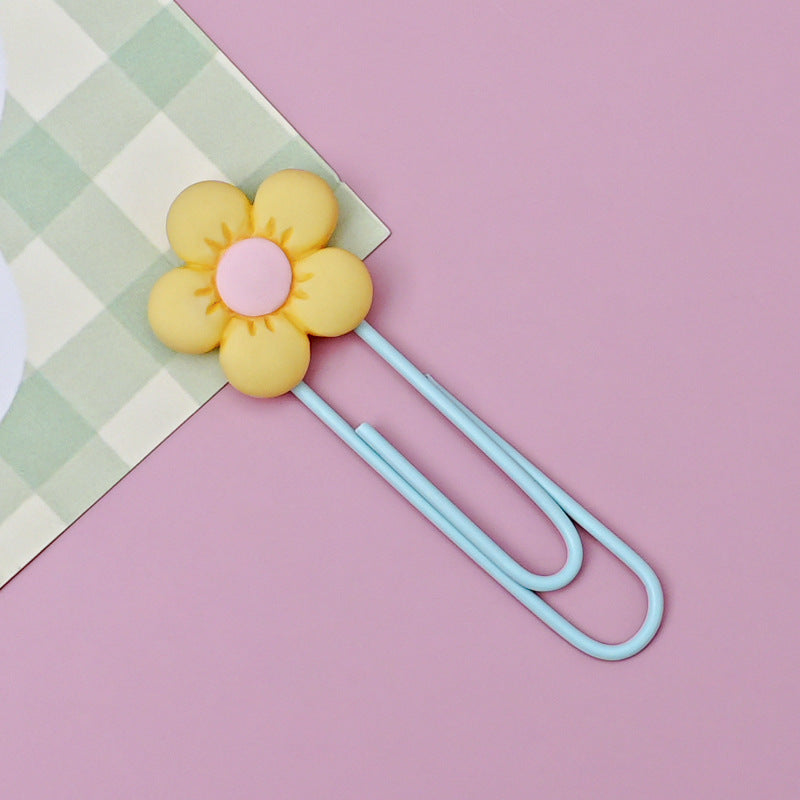 Wholesale 50pcs/pack flower paper clip pvc bookmark cartoon