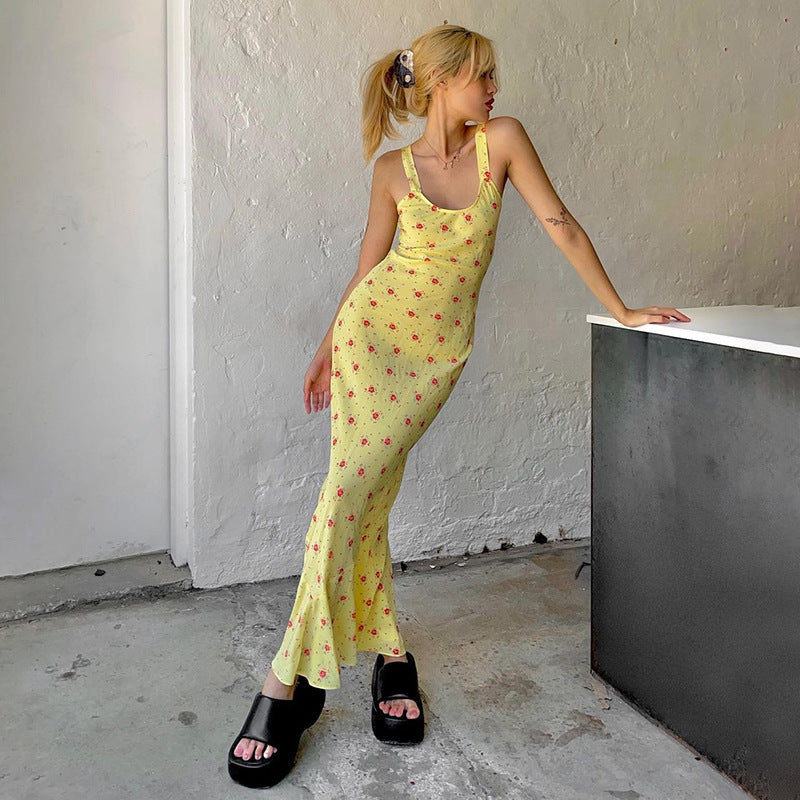 Wholesale Summer new  floral print strap dress sweet fresh beach dress