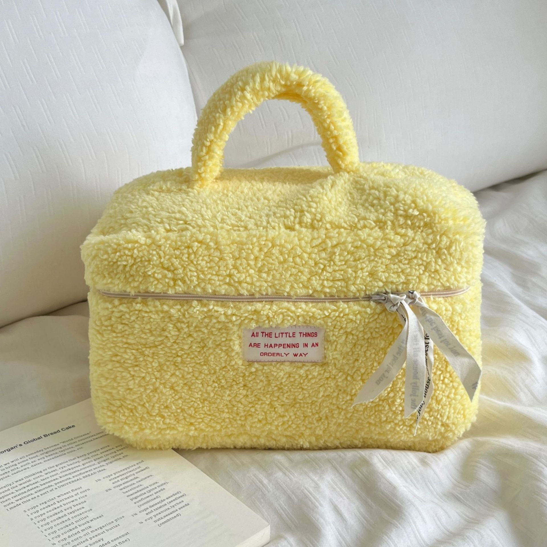 Wholesale Plush Makeup Bags, Wash Bags, Large Capacity Portable Travel Storage Bags