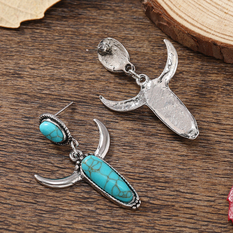 Wholesale Silver-plated Turquoise Ox-head-shaped Vintage Earrings
